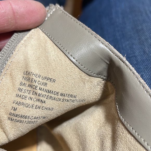 Short leather  ankle boot - Picture 7 of 8